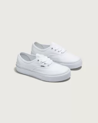 Authentischer Schuh für kleine Kinder