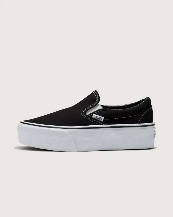 Klassischer Slip-On-Plateauschuh