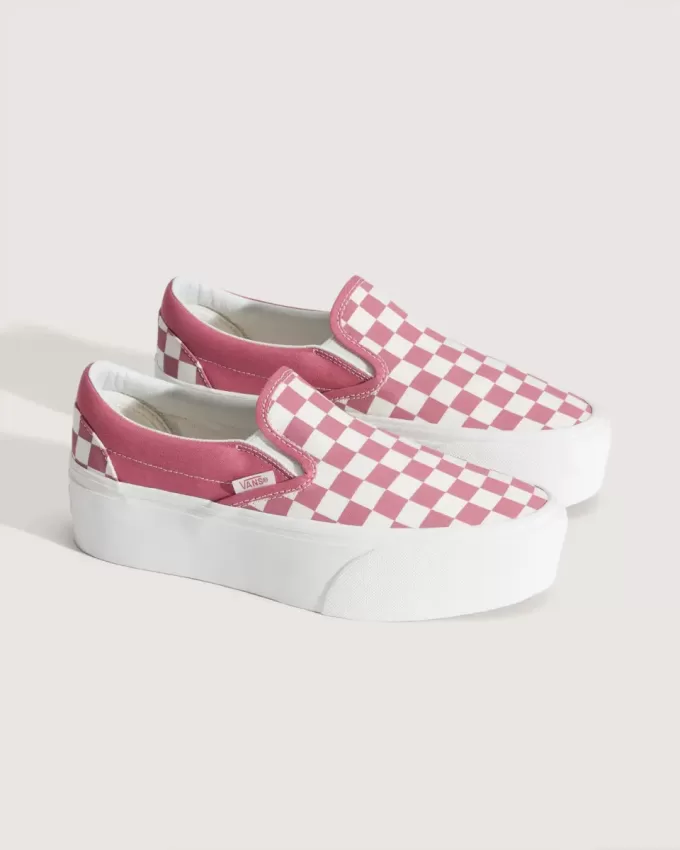 Klassischer Slip-On-Plateauschuh mit Schachbrettmuster
