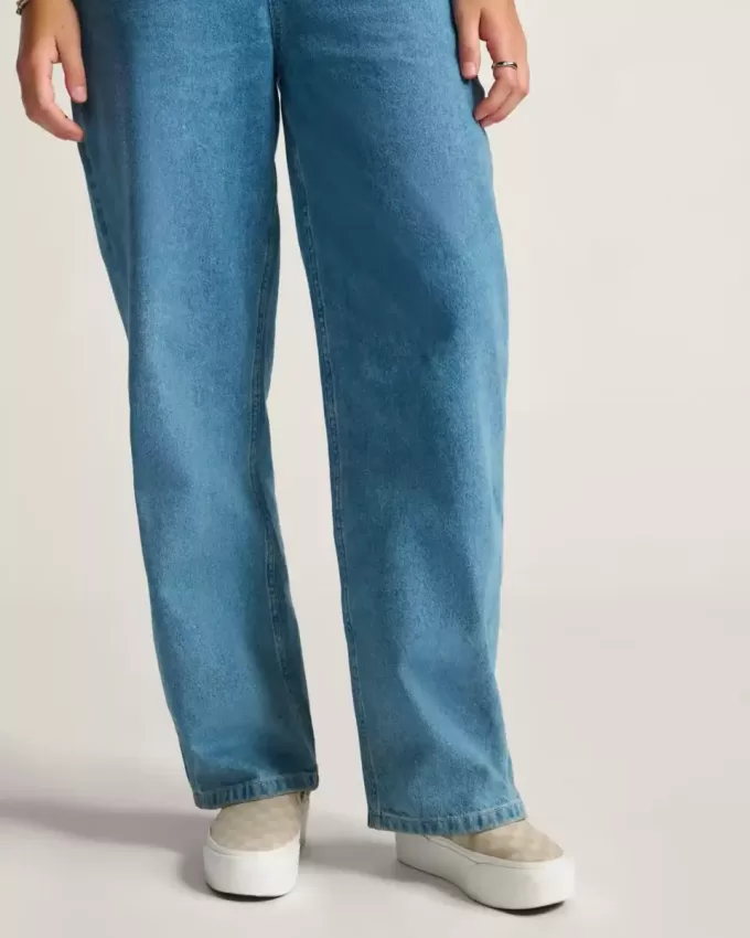 Klassischer Slip-On-Plateauschuh mit Schachbrettmuster Klassischer Slip-On-Plateauschuh mit Schachbrettmuster