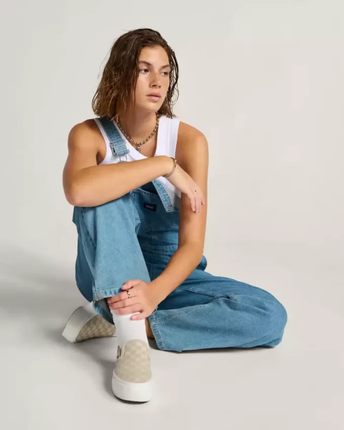 Klassischer Slip-On-Plateauschuh mit Schachbrettmuster Klassischer Slip-On-Plateauschuh mit Schachbrettmuster