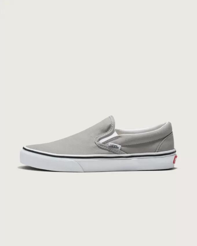 Klassischer Slip-On-Schuh Klassischer Slip-On-Schuh