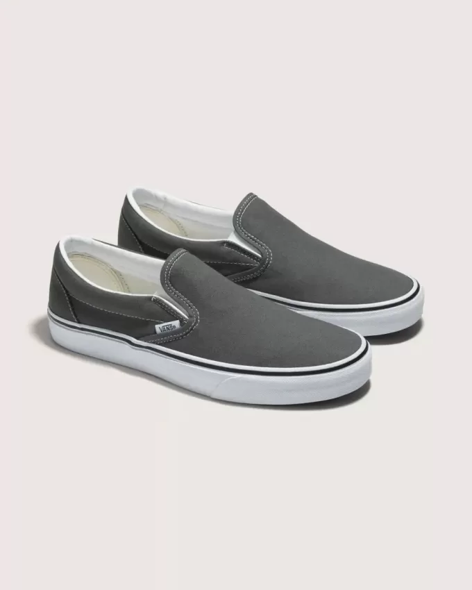 Klassischer Slip-On-Schuh Klassischer Slip-On-Schuh
