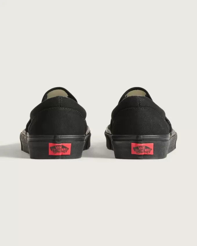 Klassischer Slip-On-Schuh Klassischer Slip-On-Schuh