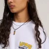T-Shirt mit Ladenfront T-Shirt mit Ladenfront