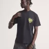 T-Shirt mit verkratzten Platten T-Shirt mit verkratzten Platten